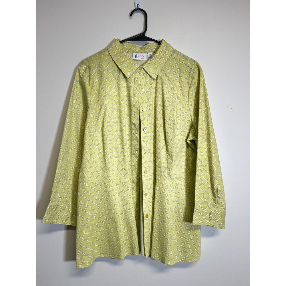D&Co. Women's Green Patterned Button Down Blouse Size 16